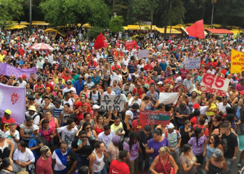 Ato contra PEC do teto e anistia do caixa 2 reúne multidão na Paulista