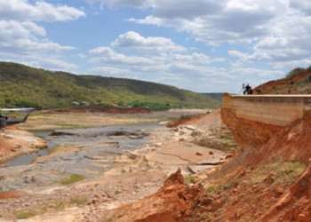 Há risco de rompimento em 45 barragens no país