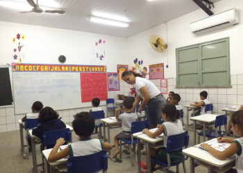 Prefeitura abre 15 vagas para professor em Cabeceiras