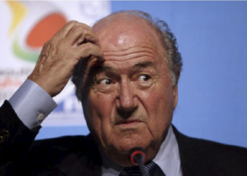 Tribunal nega pedido de anulação de suspensão de Blatter do futebol