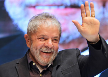 Lula recebe apoio de vários artistas nas redes sociais