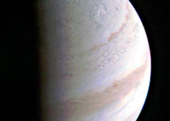 Espaçonave da NASA faz a maior aproximação na órbita de Júpiter