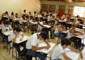 Alagos: Escola pública aprova 31 alunos em universidades