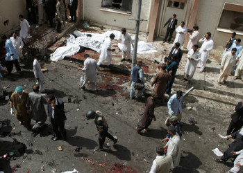 Ataque suicida mata 70 e fere 112 em hospital do Paquistão