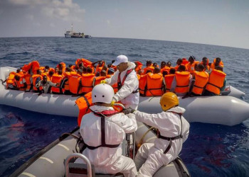 Itália recebe milhares de migrantes após vários resgates no Mediterrâneo