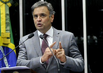 Presidente do PT no Piauí critica afastamento do senador tucano Aécio Neves