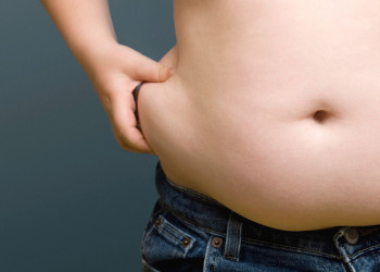 Pessoas obesas são mais propensas a ter mau hálito