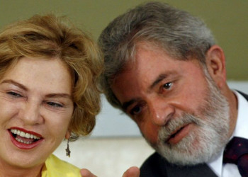 Lula aciona Veja por dano moral á memória de Dona Marisa Letícia