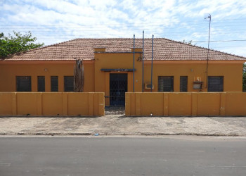 Governo vai doar prédios históricos de Piracuruca à Prefeitura