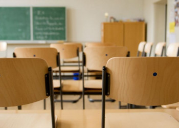 Escolas privadas cancelam aulas após docentes aderirem à greve
