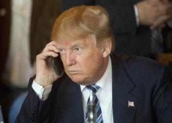 Hackers explicam como invadir celular de Donald Trump