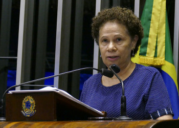 Senadora Regina Sousa comemora autonomia da Universidade de Delta do Parnaíba