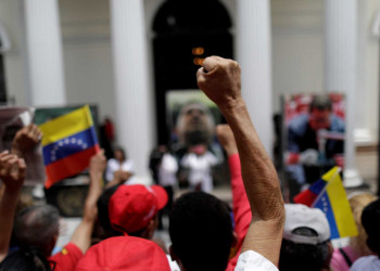 Venezuelanos vão às urnas hoje para eleger 23 governadores