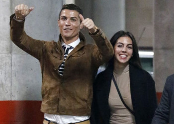 Cristiano Ronaldo já é papai pela quarta vez: 'Alana Martina acaba de nascer!'