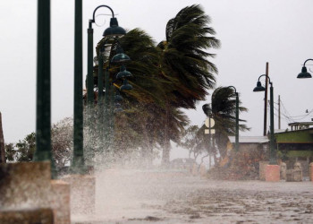 Porto Rico pede US$ 95 bi para se recuperar dos furacões