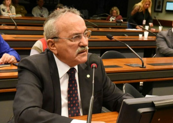 Átila Lira pode ser expulso do PSB se votar a favor da reforma da Previdência