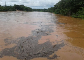 Menino de 9 anos está desaparecido nas águas do Rio Parnaiba há 5 dias