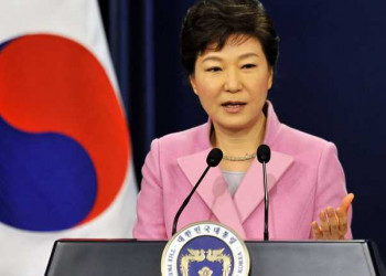 Corrupção: Ex-presidente da Coreia do Sul passa primeiro dia presa