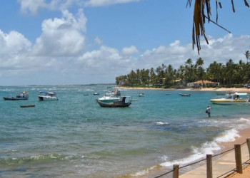 Dezenove praias no litoral baiano estão impróprias para banho