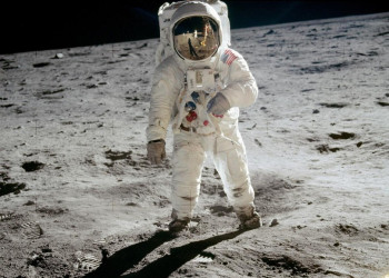 Sonda dos EUA pousa na Lua 52 anos depois da missão Apollo 17