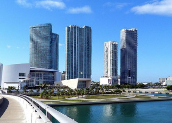 43% dos brasileiros que compraram imóvel em Miami não declararam