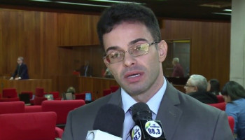 Deputado B. Sá ameaça romper com governo depois de perder cargos em Oeiras