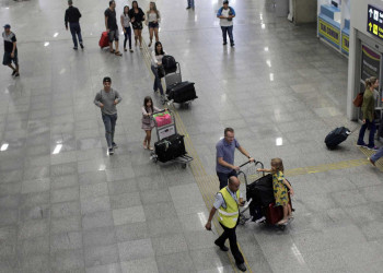 Governo prevê arrecadar R$ 20 bilhões em leilão de aeroportos