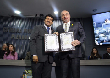 Henrique Rebêlo é homenageado com medalha do Mérito Legislativo