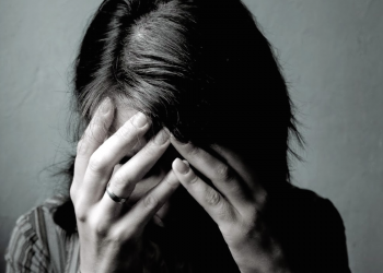 Desinformação e vergonha permeiam relação dos jovens com a depressão