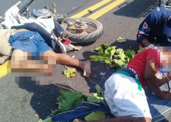Homem morre e dois ficam feridos em colisão de motos em Monsenhor Gil
