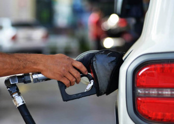 Gasolina sobe 2,44% e vira item de maior pressão sobre IPCA de janeiro