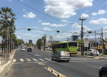 Semáforos para pedestre do Corredor Leste serão ligados amanhã