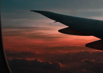 Empresas redirecionam voos para evitar espaço aéreo no Oriente Médio