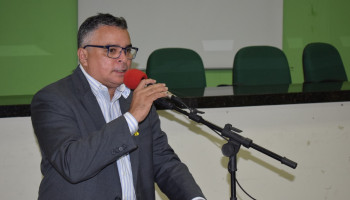Fernando Miranda antecipa pagamento do 13º salário para servidores da Câmara