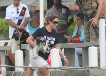 Michelle Bolsonaro usa camiseta com frase de juíza