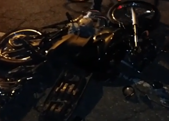 Motociclista morre atropelado por carreta na zona Leste