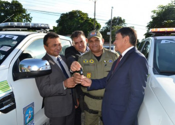 Governador entrega 27 viaturas para a Polícia Militar