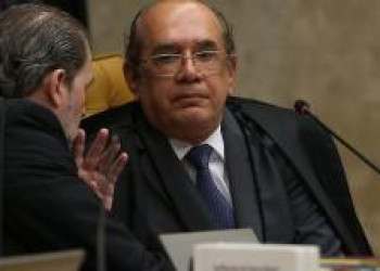Gilmar Mendes vota a favor do Habeas corpus de Lula