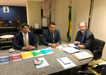 Fábio Abreu se reúne com ministro Raul Jungmann