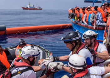Espanha resgata 476 imigrantes no Mar Mediterrâneo