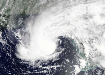 Flórida e mais 2 estados entram em emergência por tempestade Alberto