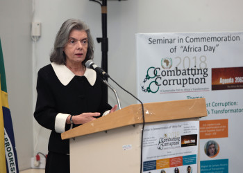 Ministra Cármen Lúcia vê avanços no combate à corrupção no Brasil