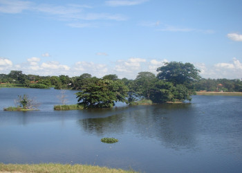 Pedreiro morre afogado no Parque Lagoas do Mocambinho