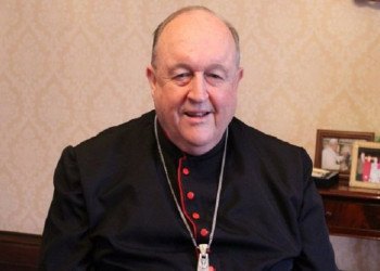 Arcebispo é culpado de acobertar abuso sexual a menor