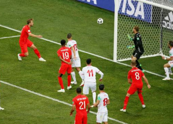 Inglaterra vence a Tunísia com gol aos 46 do 2º tempo