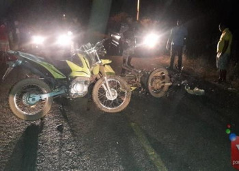 Colisão entre motos deixa dois mortos e dois feridos na PI-469