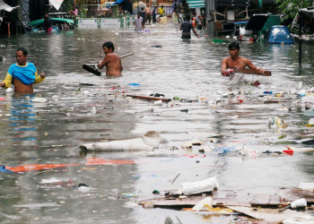Oito mil pessoas retiradas de casa devido às inundações nas Filipinas