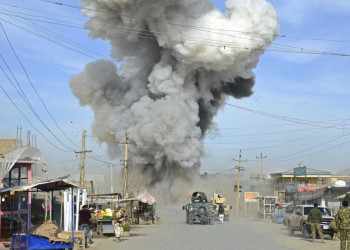 Bomba na estrada mata cinco policiais no Afeganistão