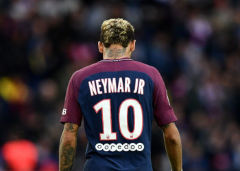 'Esquecido', Neymar passa em branco em festa de melhor do mundo da Fifa
