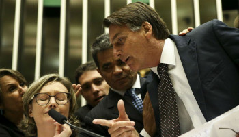 Bolsonaro tem 15 para pagar indenização a Maria do Rosário